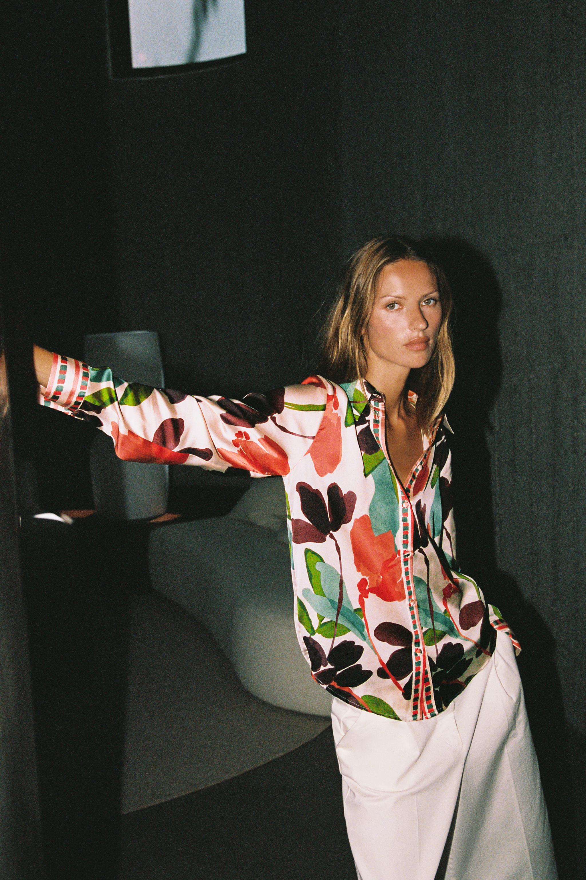 FLORAL PRINT SATIN EFFECT SHIRT